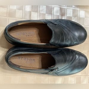 Aravon DANIELLE Loafers‎ Womens Size 8.5B Black Leather Slip-Ons by New Balance